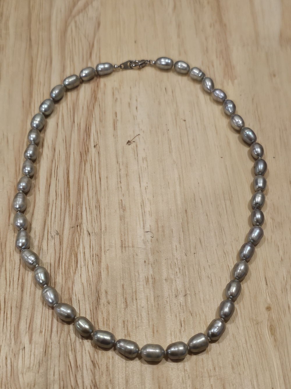 Gray Pearl Bead Necklace